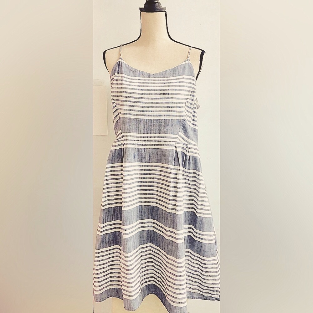 Like New Old Navy Whitewash Blue/white Striped Sundresses